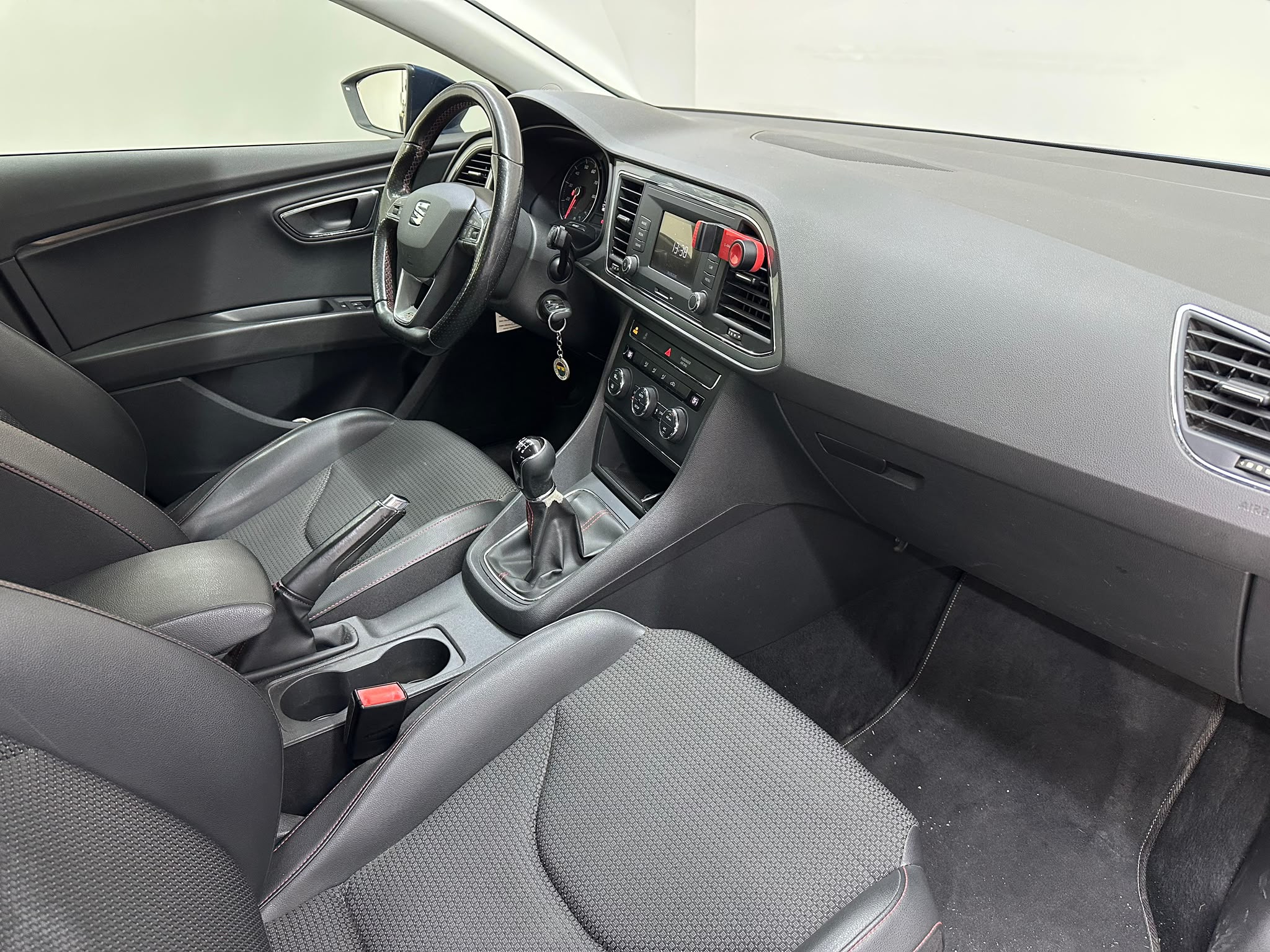 FORD ECOSPORT 23